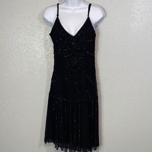 Roaring 20’s Inspired Black Sequin Beaded Dropped Waist Flapper Style Mini Dress